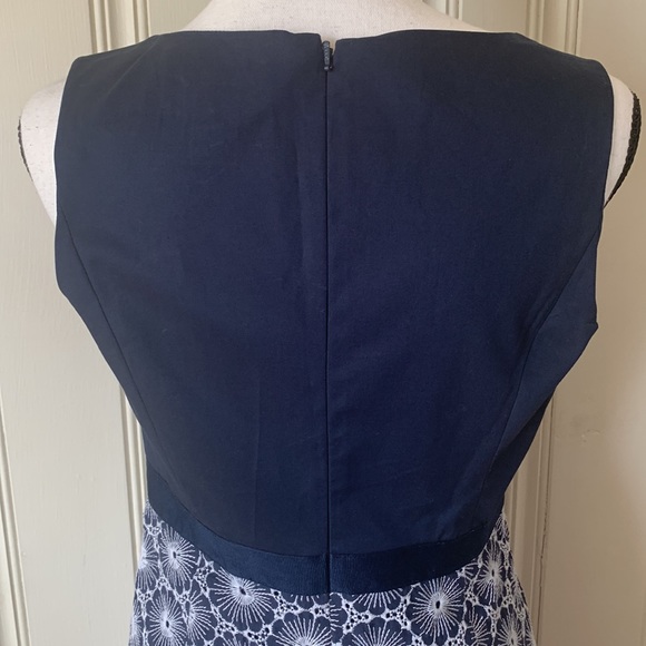 Vineyard Vines Dress Navy and White Size 2 - Picture 7 of 10